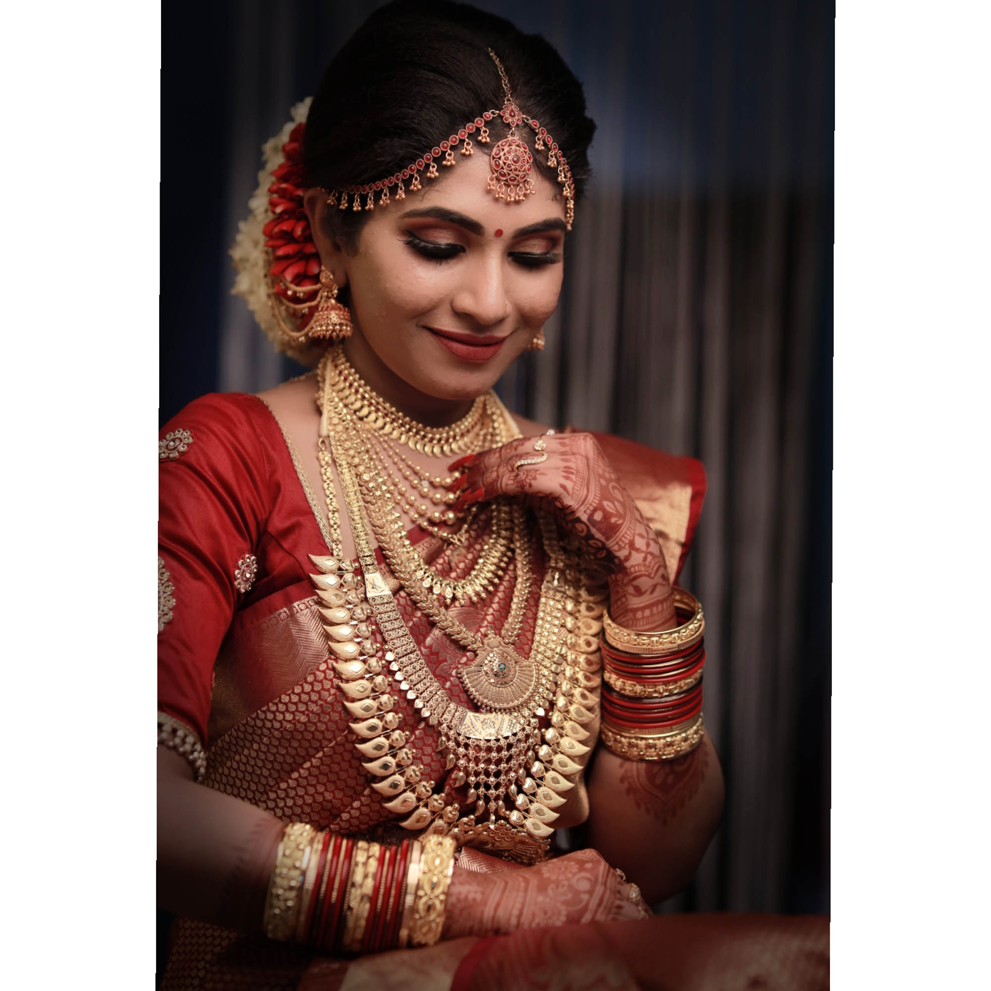 top women beauty salon in paravur kollam, bridal makeover in paravur, bridal makeover kollam, hair salon stylist paravur, hair salon stylist kollam
